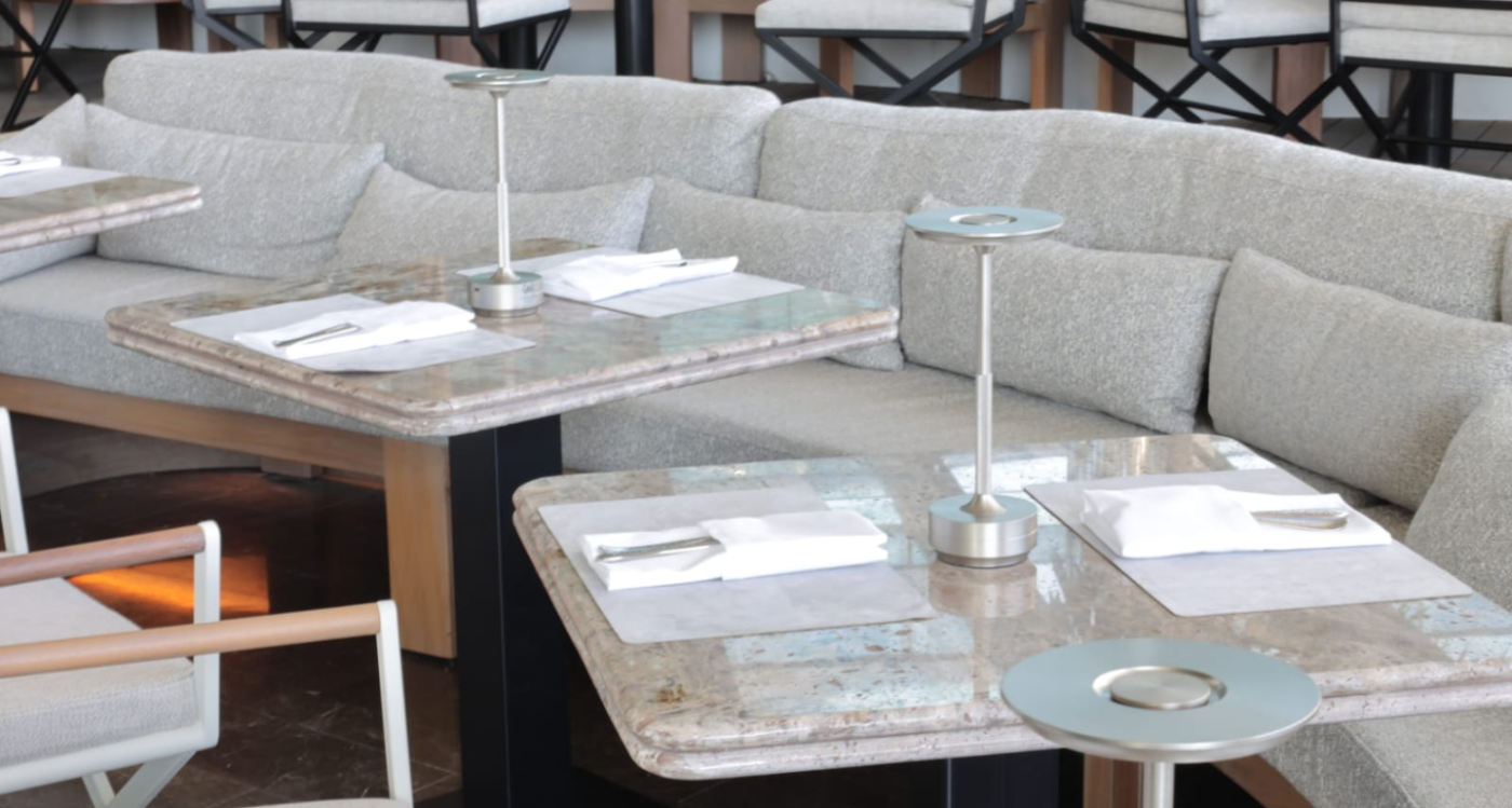 what should table models be like for hotels cafes and restaurants - efesus home