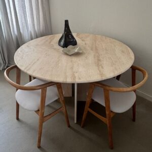 traverten yemek masaları: modern i̇ç mekân tasarımının yeni trendi