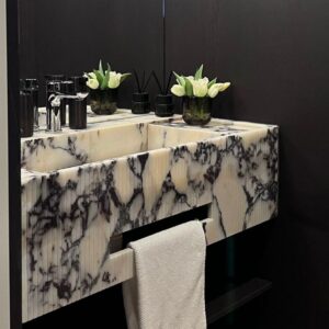 doğal taş lavabolar ile mimari banyo detayları