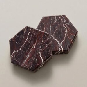 derinlik ile dramın buluştuğu nokta: rosso levanto mermerinin tasarımdaki etkisi