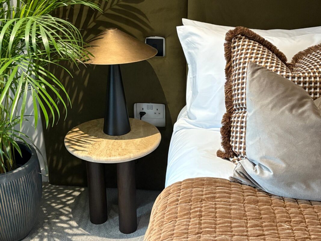 Marble And Travertine Nightstand Designs For Modern Bedroom Interiors 7 21 - efesus home